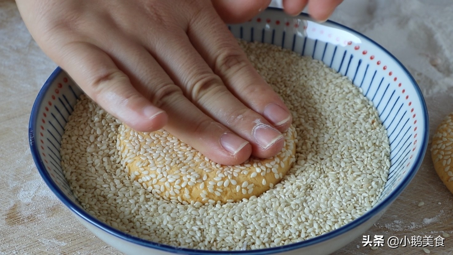 紅薯這吃法太香了，老做法教會你，春節家宴做一鍋，端上桌就掃光