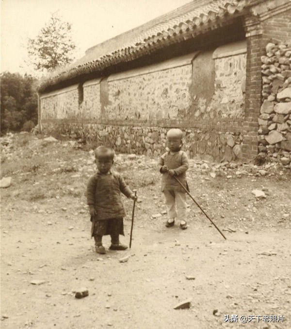清朝末年的各地孩童老照片集 看100年前的儿童生活状态