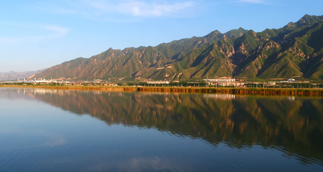 伍姓湖：绿水青山带笑颜