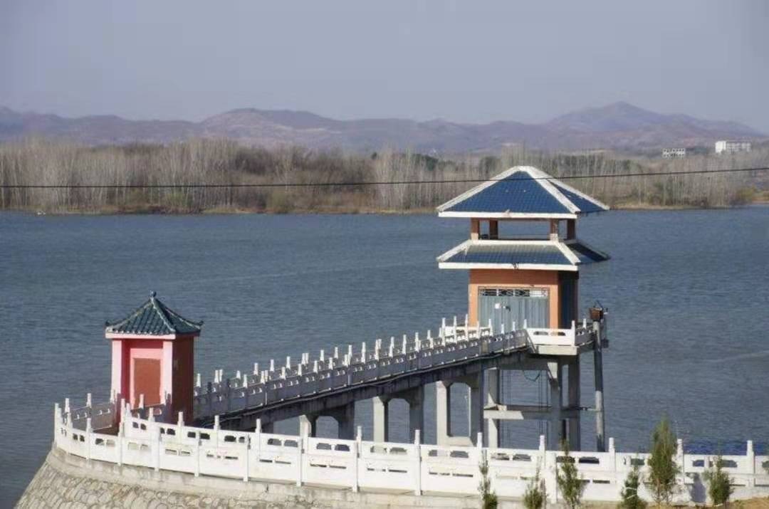 �׽����������Ļ����ν����湥�ԡ��ʺ�����