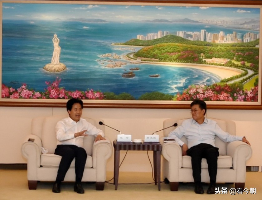 珠海市委书记郭永航会见香港铜锣湾集团主席陈智一行