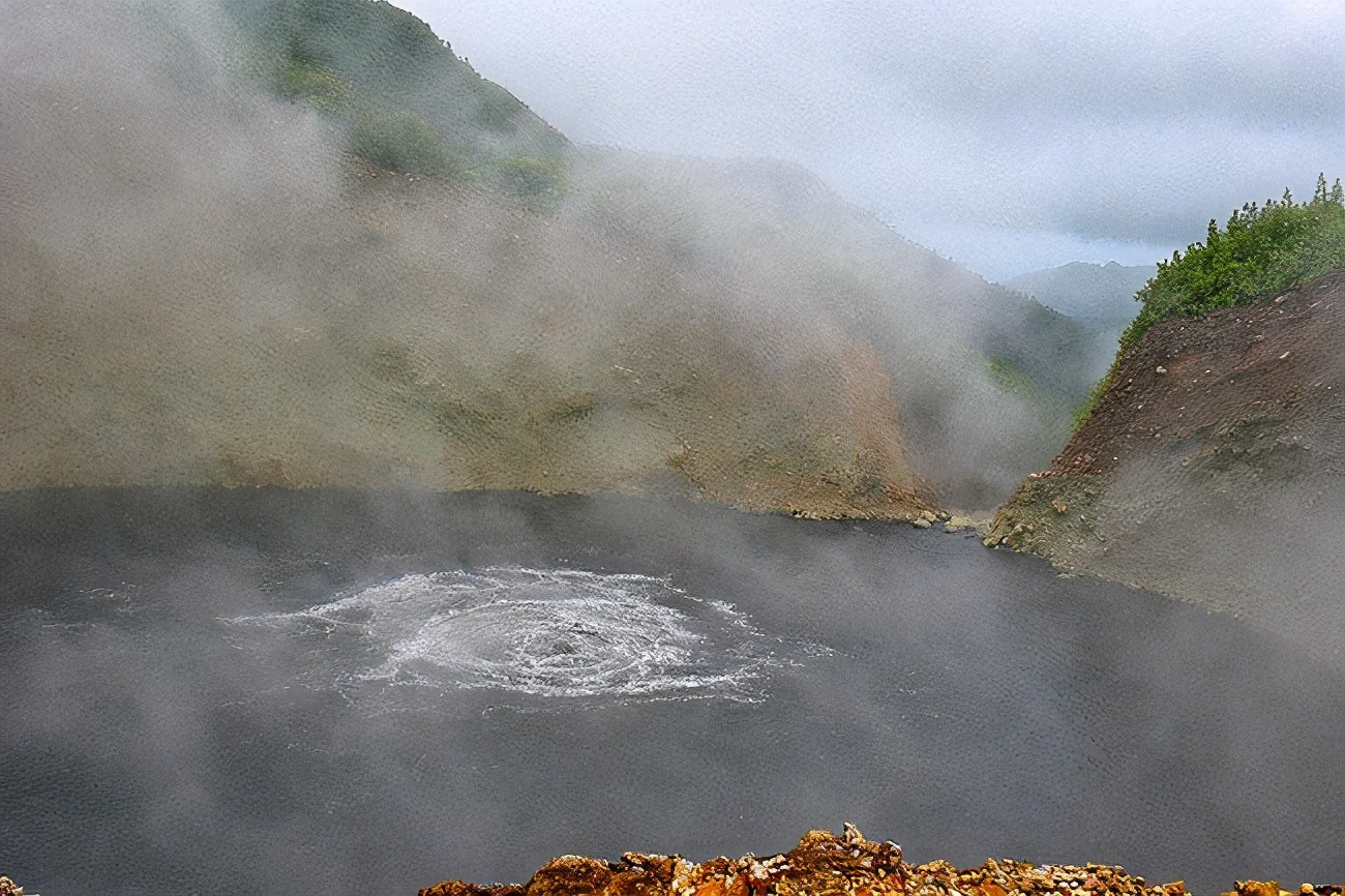 地球上最“奇特怪異”的10處湖泊