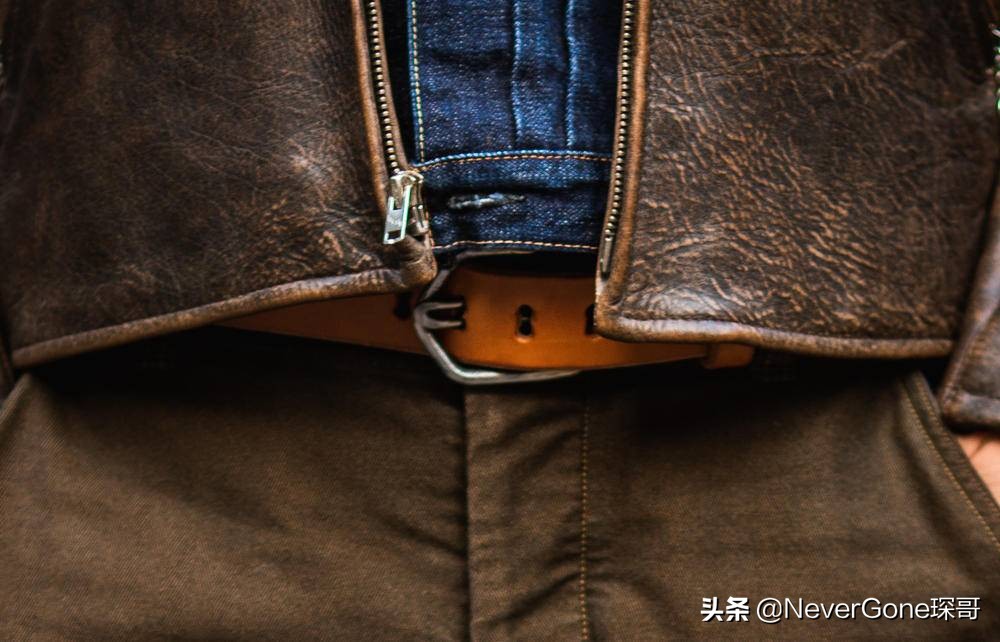 看看皮带扣？Companion Denim赫尔曼橡树植鞣腰带