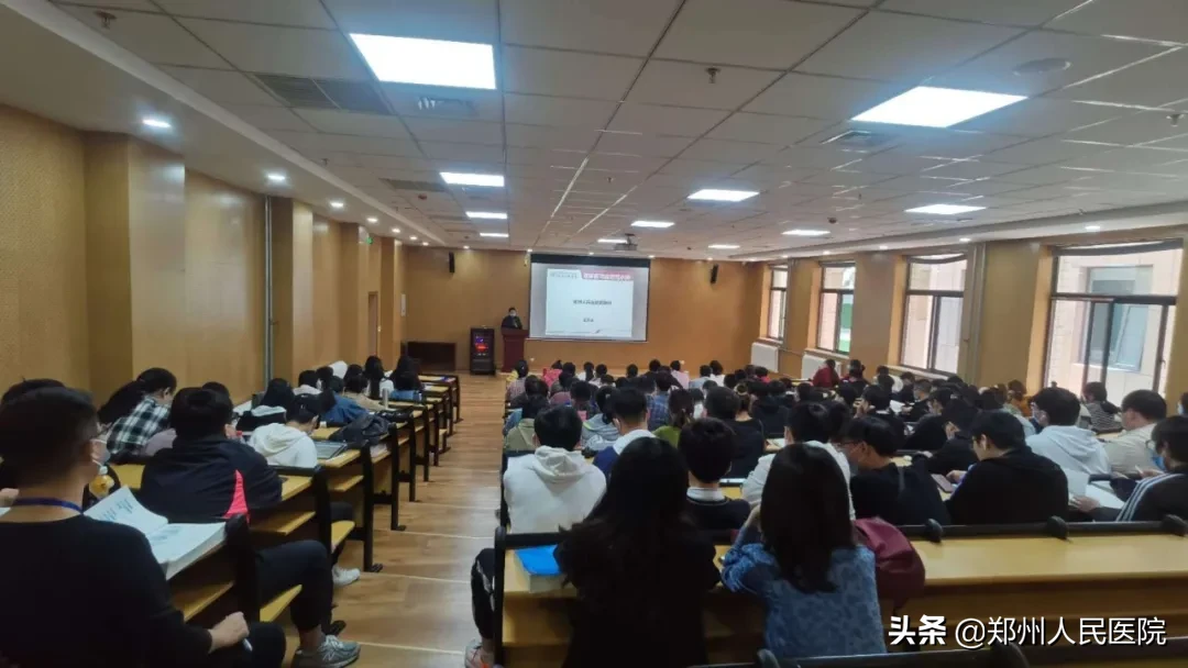 快评：牵手高校，医院发展历程中新的里程碑