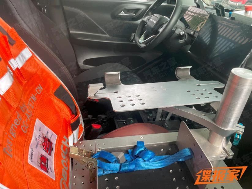 2021款马自达CX-30上市；新款北京X5谍照曝光