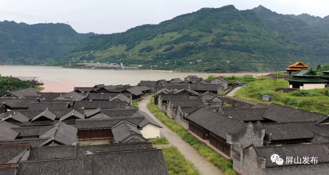 书楼镇实施治理三大行动破解社区管理难题