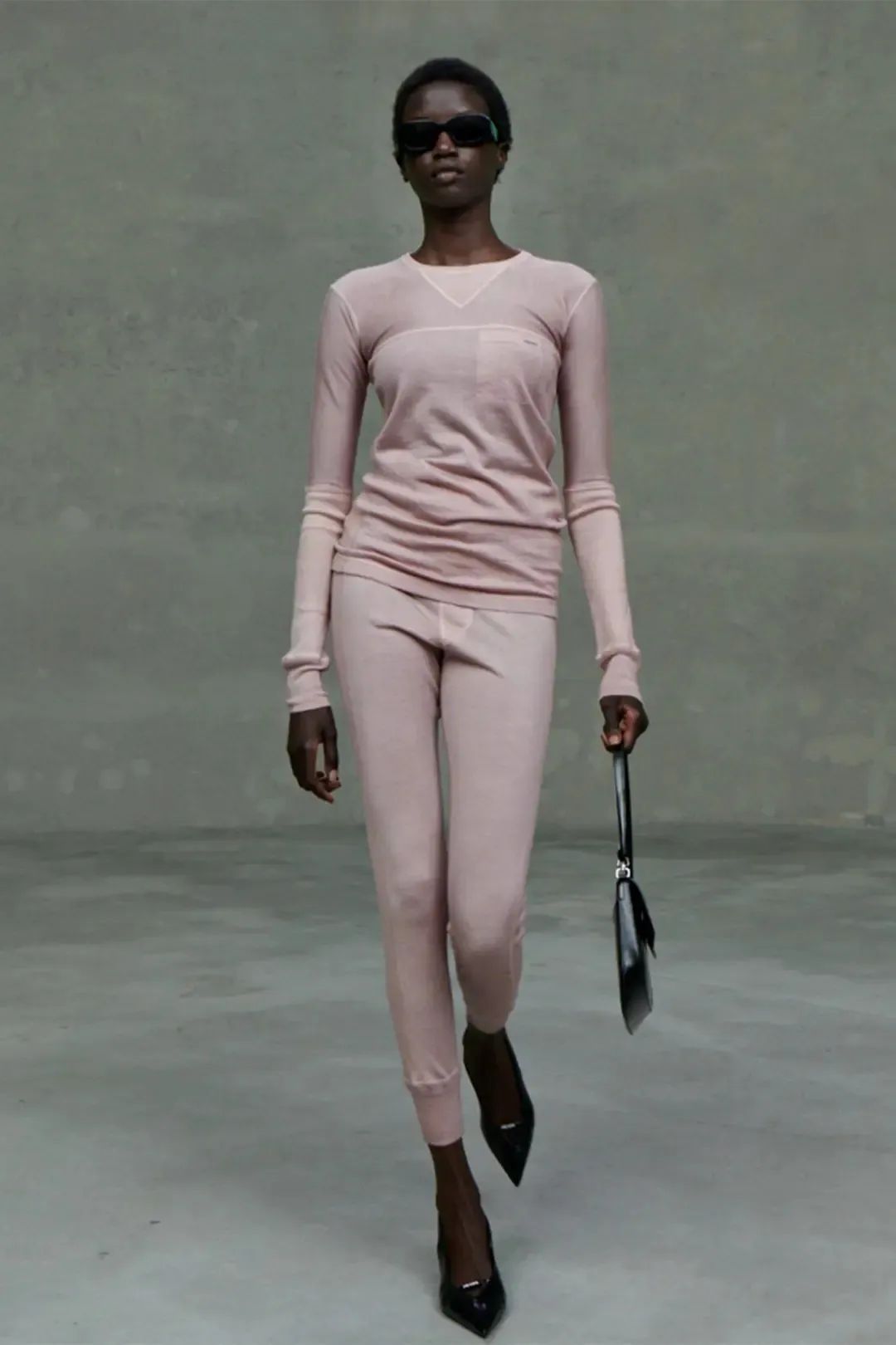 Prada 2021春夏多重视角未演之秀