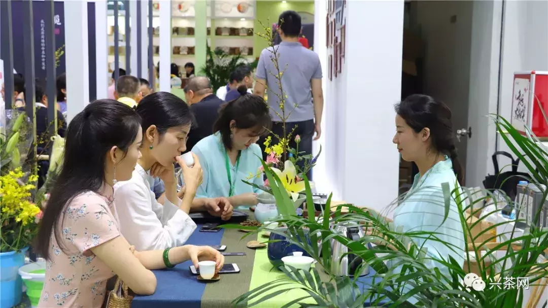 市场品牌化、消费需求多元化趋势下:茶商成长的3大关键路径