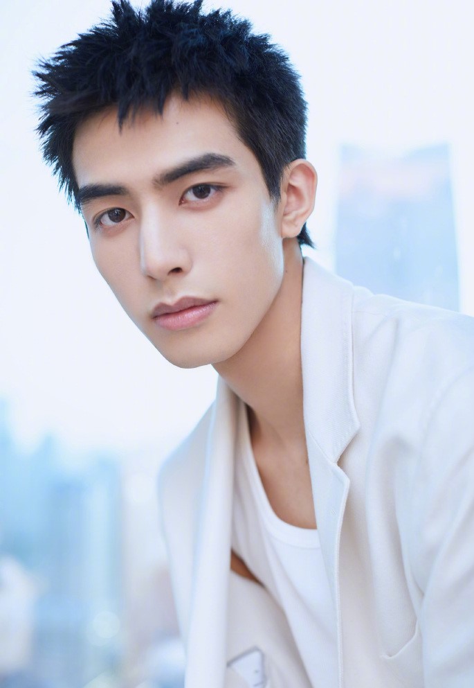 囊肿|于正自爆因囊肿持续发炎要住院开刀 发文劝告勿轻信“神医”