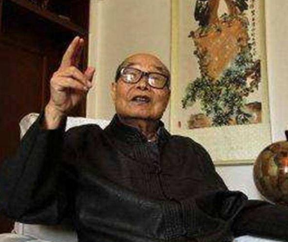 开国将军被地下，几只苍蝇救了他的命，从此一生不打苍蝇！