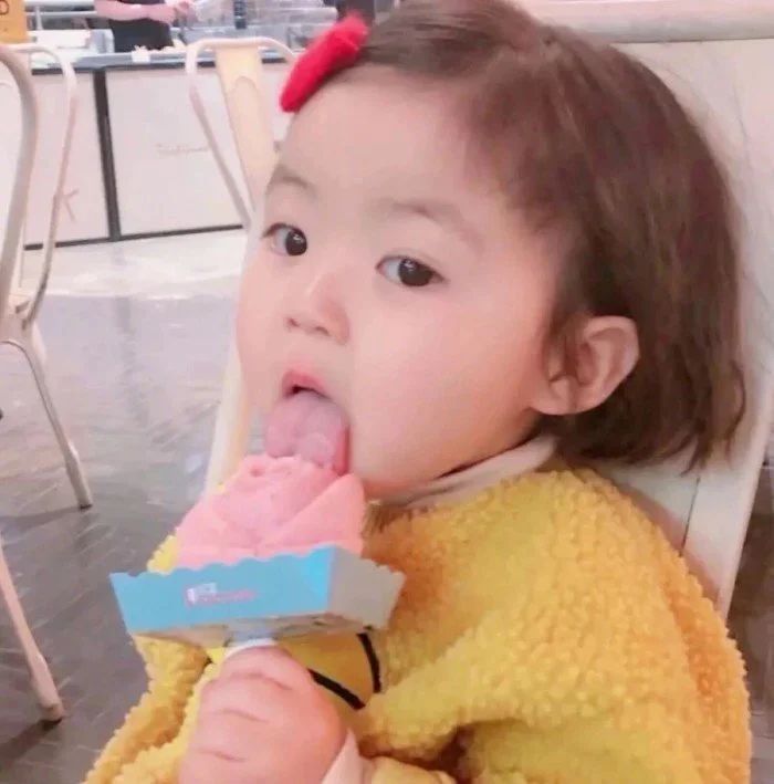 发朋友圈的晚安心情说说简短美句美图：不要未来，只要你来