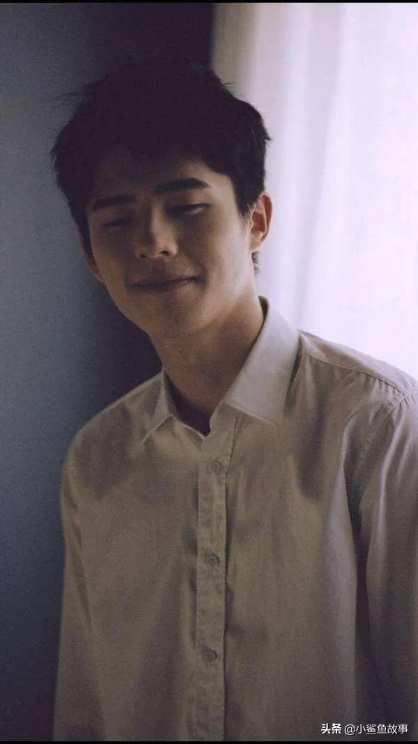 被广告代言逼成笑星的，可不止雷佳音一个