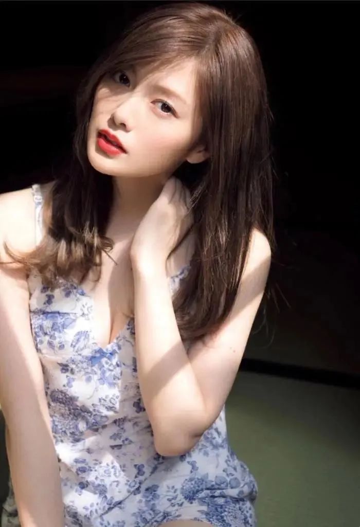 2021日本10大最美女明星，白石麻衣第1，石原里美仅第6，广濑玲第3图片