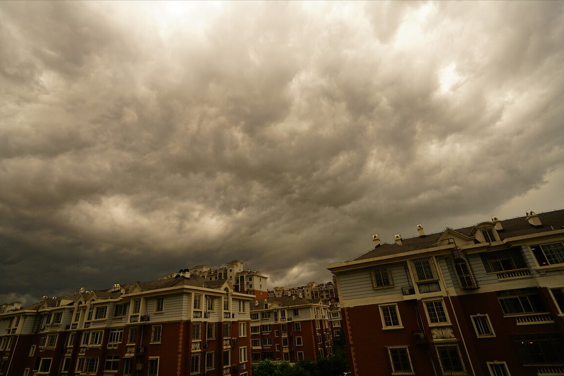 四川大竹县大枫树煤矿因暴雨发生事故 2人被困