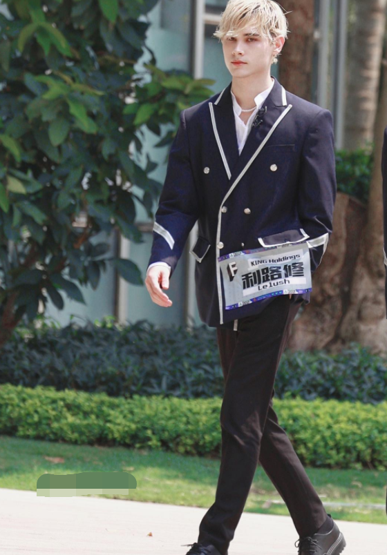 Luxiude realizes profit vermicelli made from bean starch is broken 1 million, the surface is begged let off, one " I love you " expose true disposition