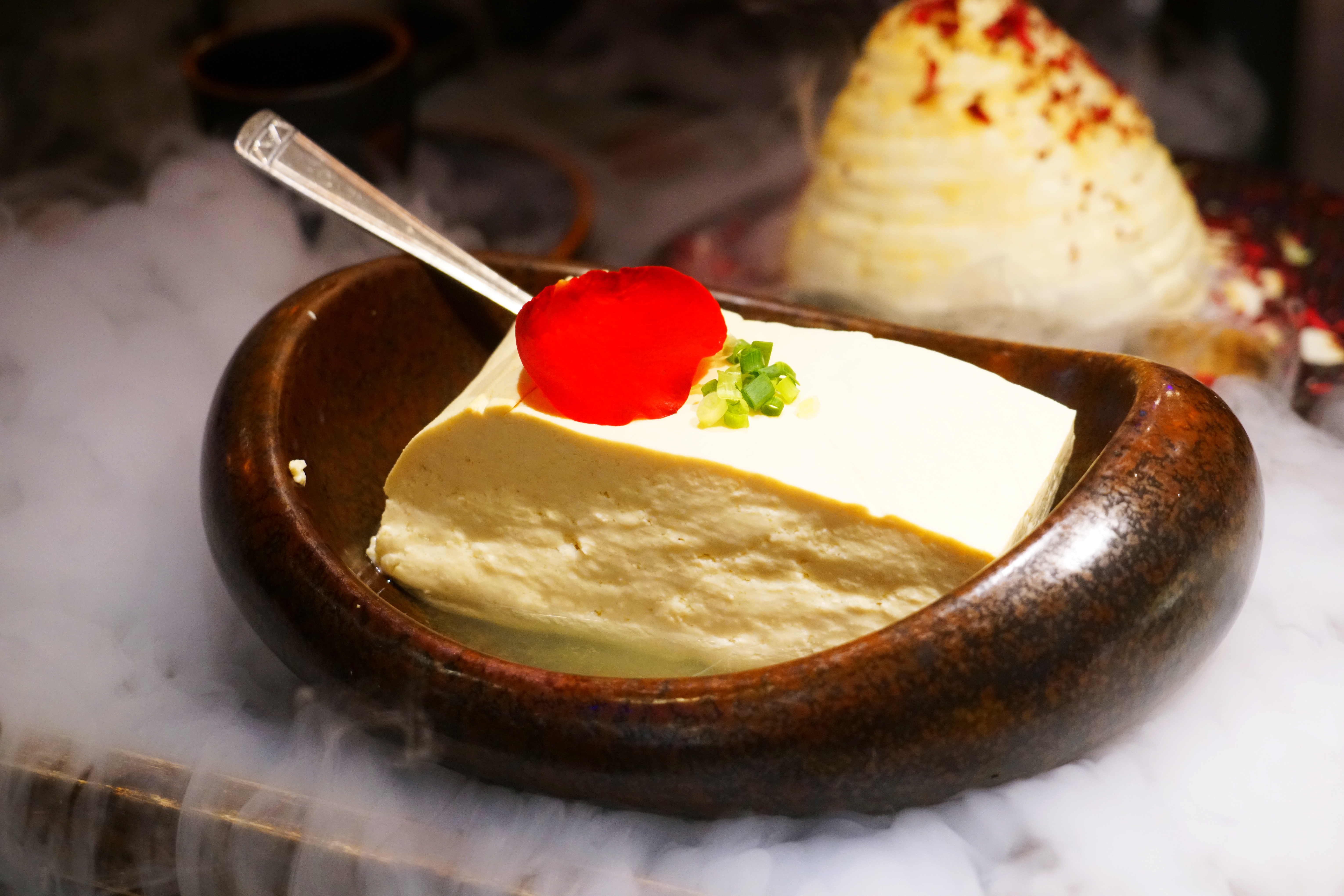 冬天旅行首选目的地，三亚吃喝玩乐全攻略，给你最悠闲的海岛时光