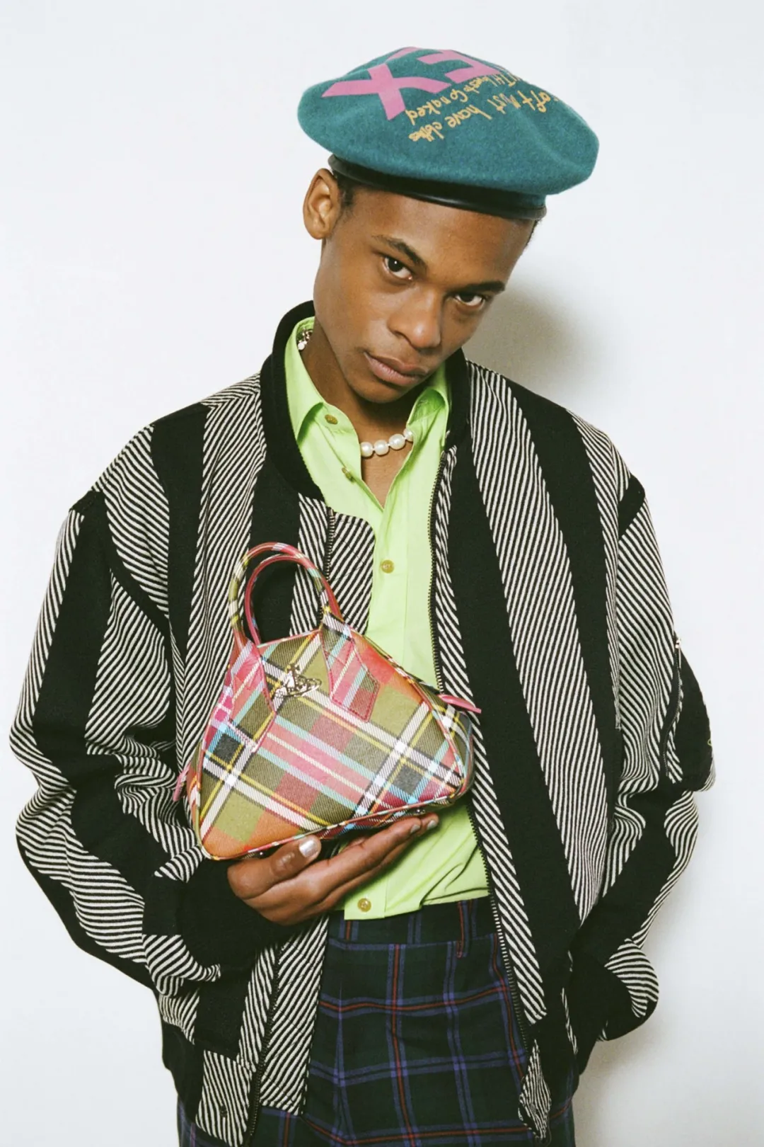 Vivienne Westwood wears French rococo style - iMedia