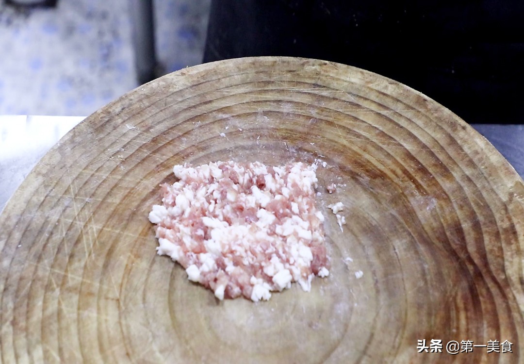 茄子打鹵面如何做好吃，廚師長(zhǎng)教你一招，鹵香勁道，方便快捷