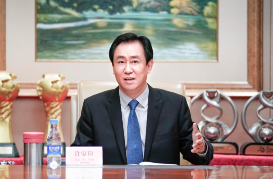 从掏粪工到地产首富第一人，许家印是如何一步步做大的？