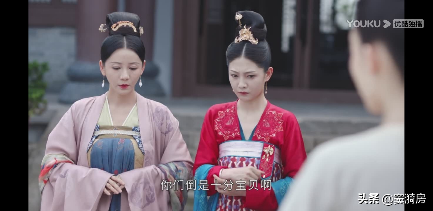 Wind removes Neon skirt: 3 large spots that make a face, bully gas leaves foolish Bai Tian's person is set, you abandon theatrical work early