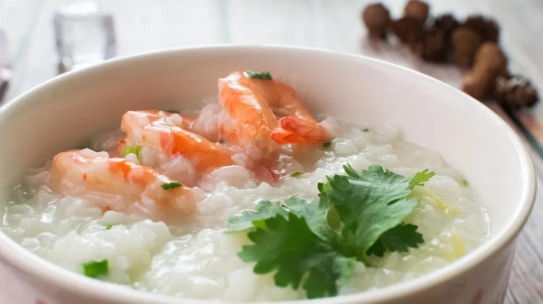 白粥咸菜，还是肉蛋奶蔬...孩子早餐怎么吃才健康？