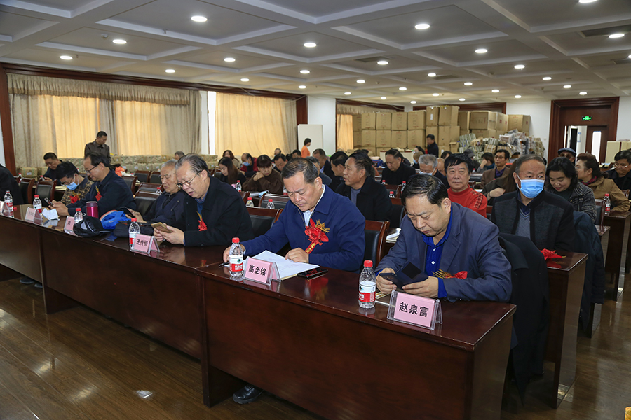 兰州诗词学会成立，杨重琦当选会长