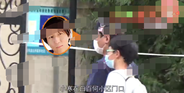 陈羽凡送儿子回前妻白百何家中，元宝个头超过爸爸肩膀，父子嬉笑
