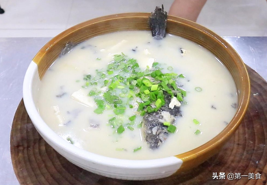 图片[10]-【鲫鱼炖豆腐】做法步骤图 汤汁奶白 味道极鲜-起舞食谱网