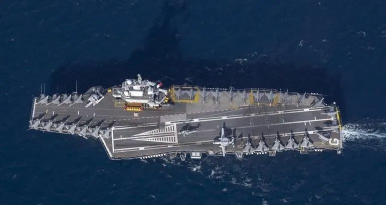 飞不远、呆不久：中国舰载预警机实战性能，仍