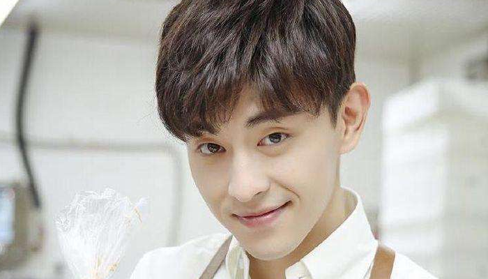 邓伦在走红后抛弃了演戏 ，选择了综艺，现在一