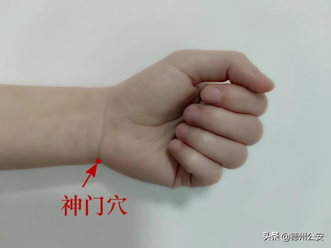 春天捂得好，疾病繞路走！ 春捂別穿太多，捂這4處，足夠了~