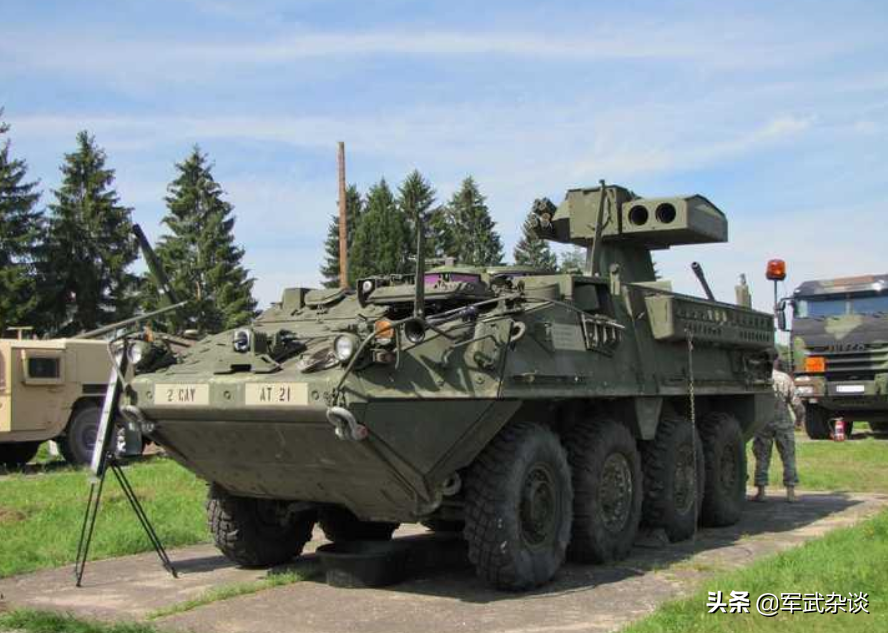 中国陆军：我25个中型合成旅抄袭美国？中美轮式战车旅谁更强？