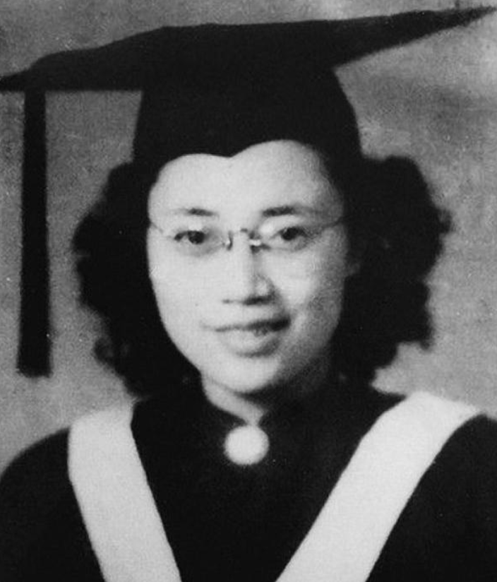 28岁女教师在台湾牺牲，32年后被葬入八宝山，到