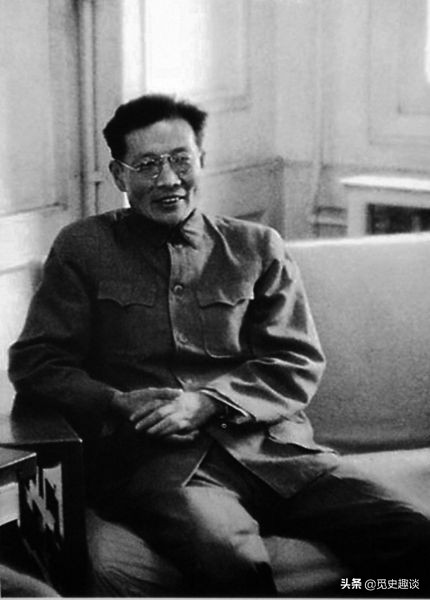 周立波临终前说出遗愿，全部积蓄捐给国家，妻