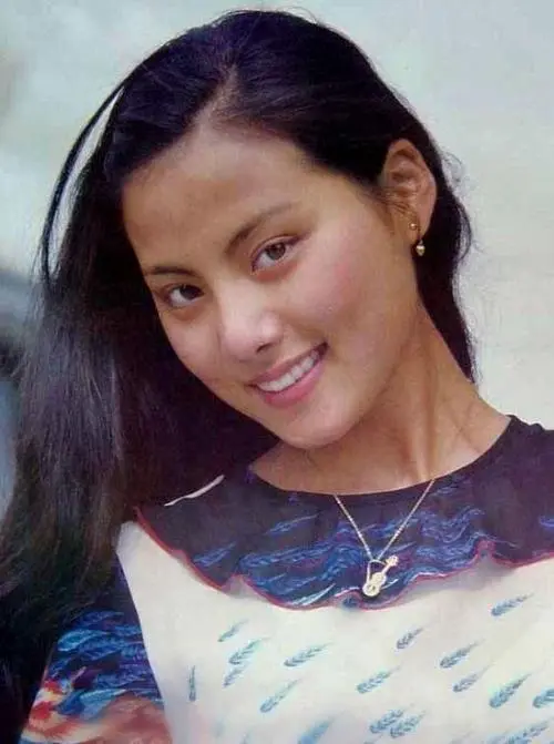 樂(lè)韻去世26年，退出《紅樓夢(mèng)》成就鄧婕，騙她的羅烈下場(chǎng)怎么樣？