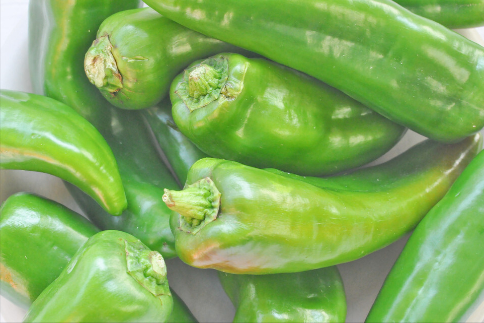 做虎皮青椒，先放油就錯了，大廚教您一招，起皮又入味，還不油膩