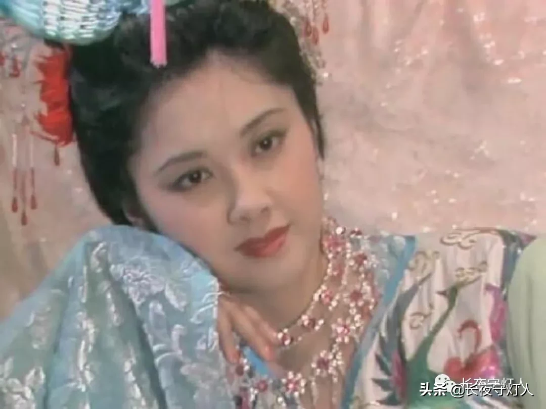 女儿国真相,竟是男人的地狱?风情万种的女王,真对唐僧动了心?