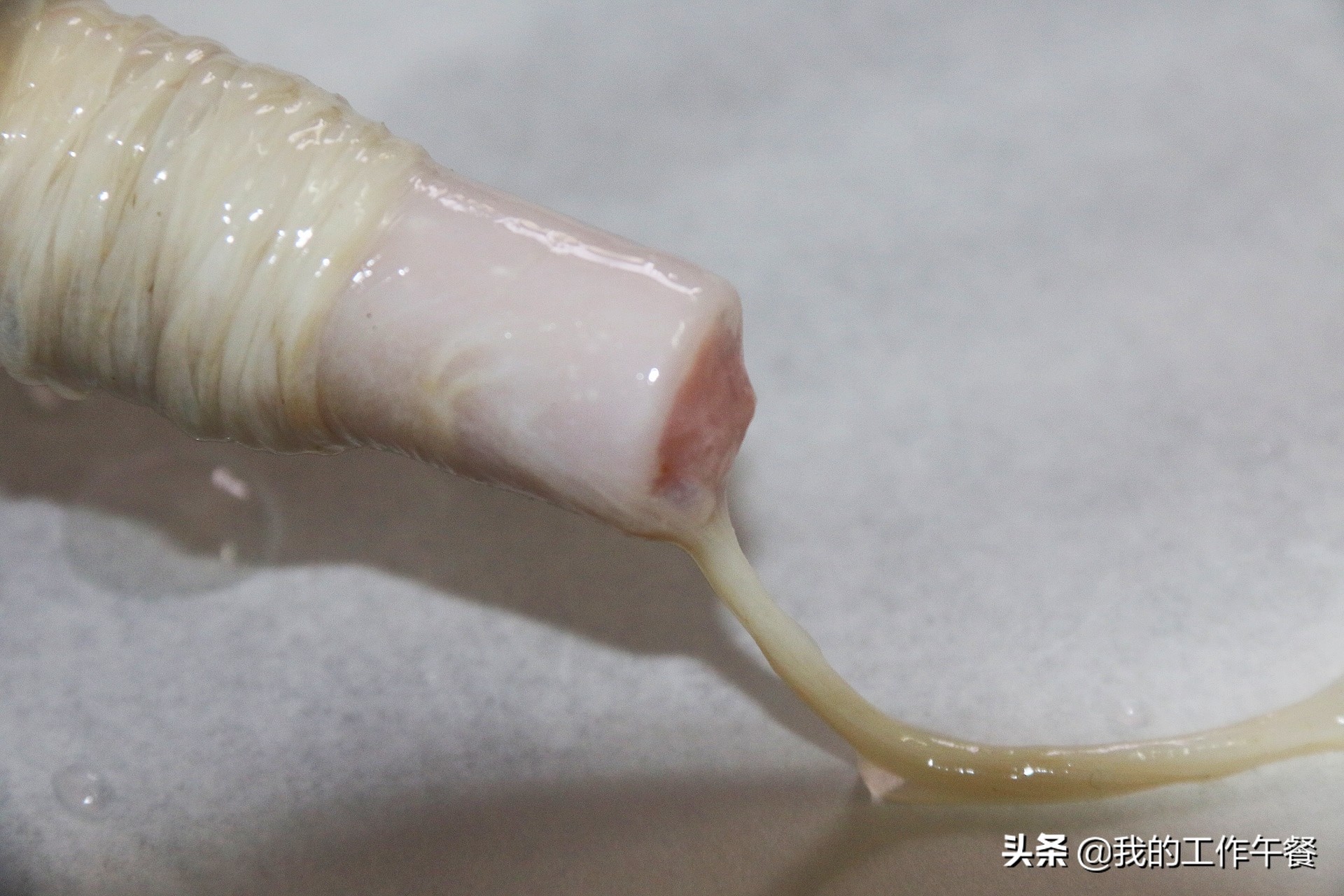 孩子大愛的脆皮腸，方法簡單易學，皮脆Q彈，比臘肉臘腸香