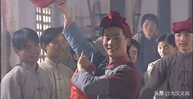 翻拍不是狗尾续貂，有情怀的人都看过这两部电