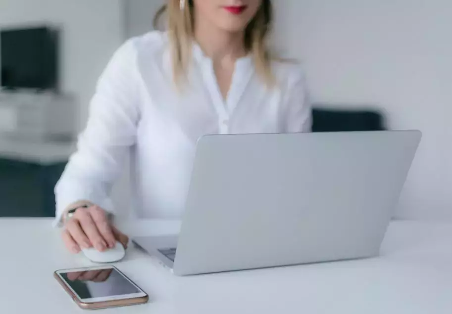 如何精准定向用户?会这项技能的信息流优化师,工资更高