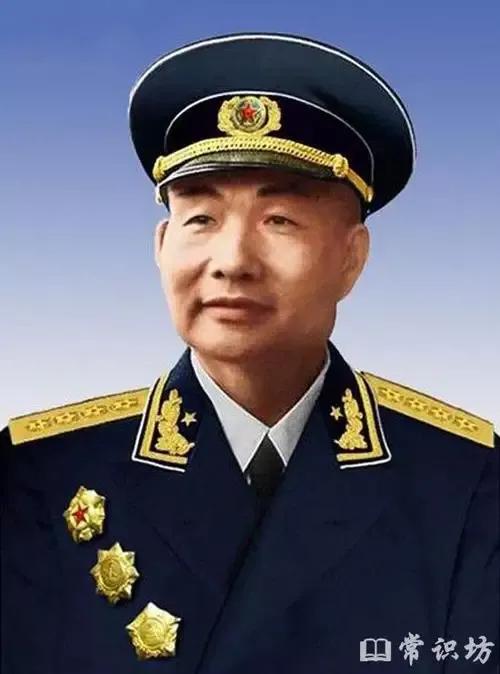 48年7月东北军区纵队以上领导人在49年1月任职与52年定级