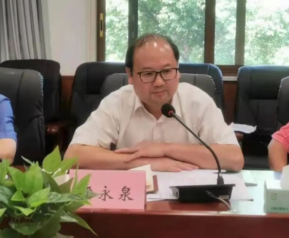 梁永泉深入沅陵县开展“两条例”执法检查