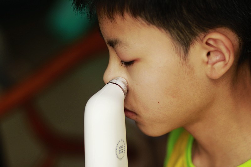去黑头清洁护理 DOCO超微小气泡毛孔吸尘器