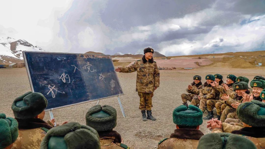 西陲战位党旗红！新疆军区各部队以多种形式喜迎建党百年