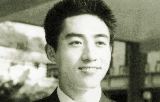 一位美国人在日本上了中国人的车，从此改写世