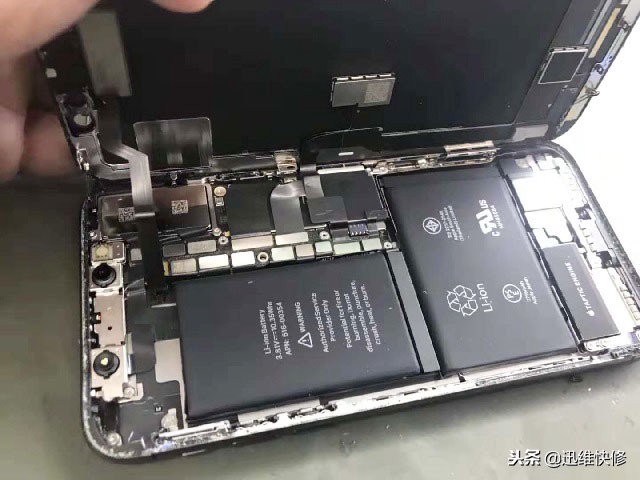iPhoneX手机上无法开机，难题在哪儿？重摔后的设备常见故障便是多！