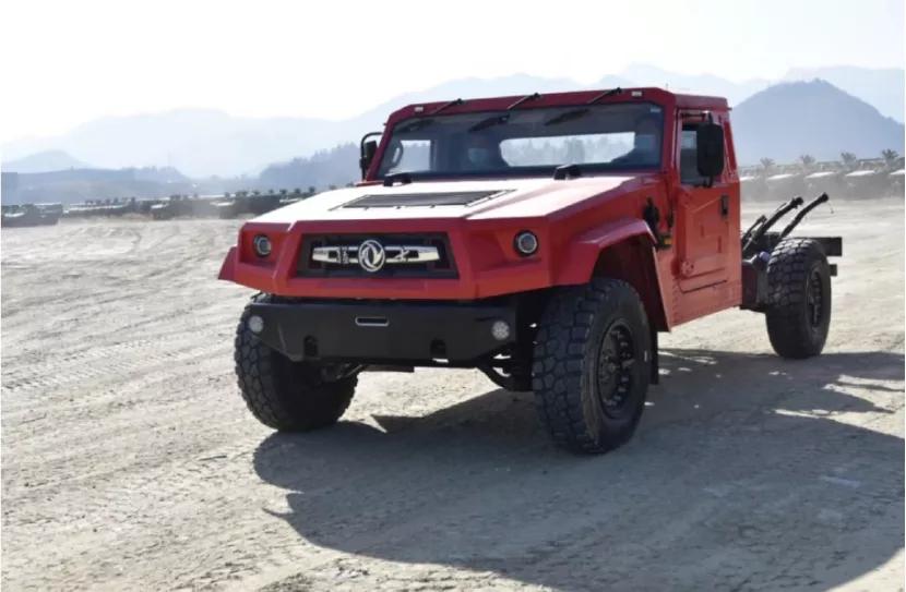 东风猛士民用版M50实车曝光，蔚来车主每月可享受4次免费换电