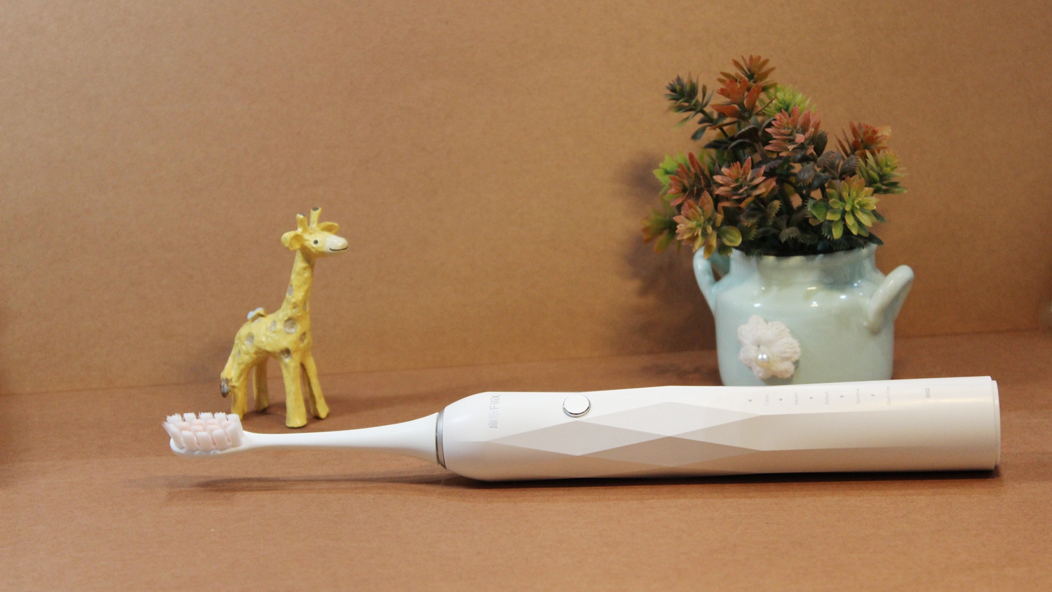 网友力推特火的不伤牙电动牙刷到底怎么样？扉乐电动牙刷开箱试用