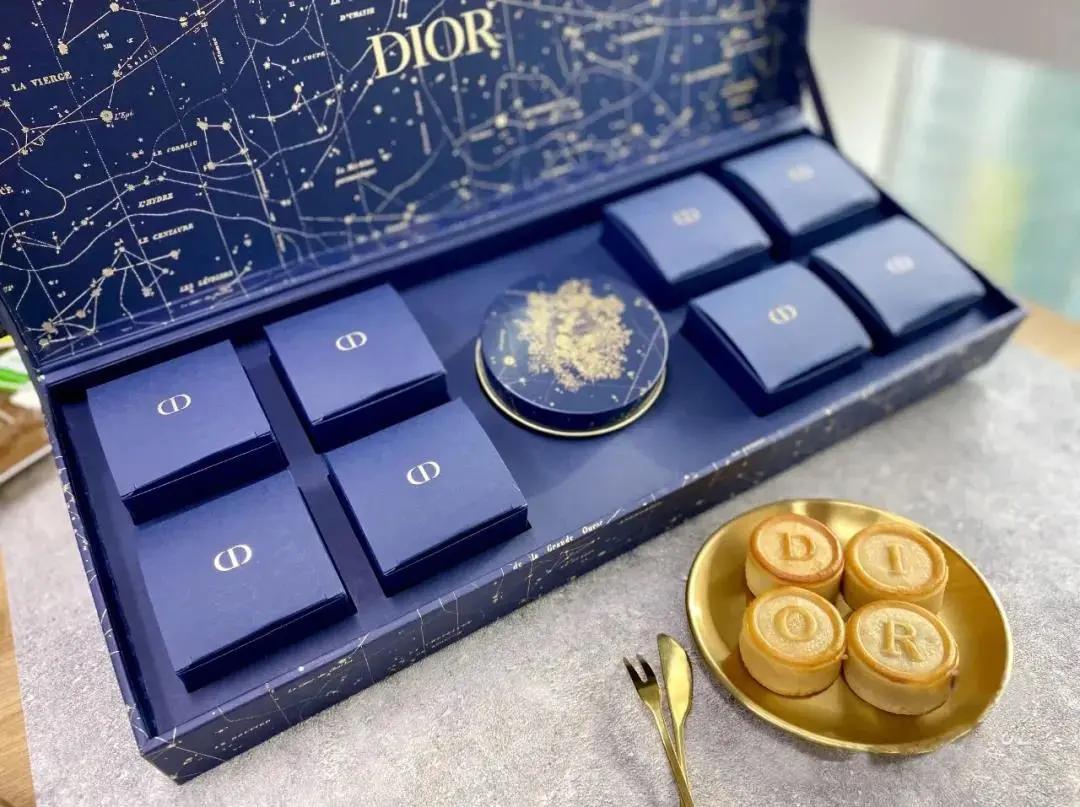 The most luxurious mooncake box 🥮🎁 Louis Vuitton Vivienne Music Mooncake  Box is limited edition gift to VIP customers for Mid-Autumn Festival 2020.  This, By DVD & Co. Luxury Boutique