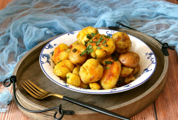 土豆最上癮的吃法，簡單易學，比肉還要香，上桌遭瘋搶